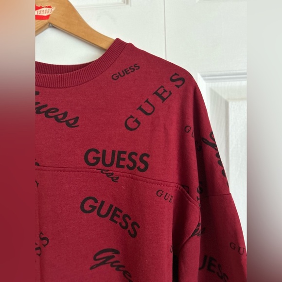 Guess high low  sweatshirt - Picture 2 of 11